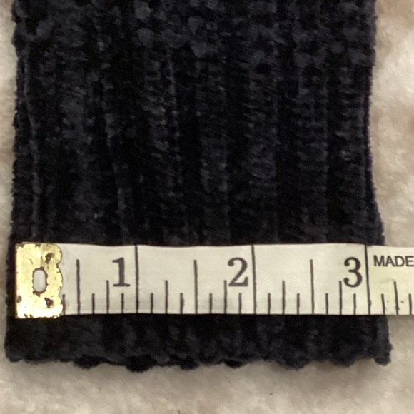 Urban Outfitters Chenille Chunky Knit Open Front Deep Blue Cardigan, Size XS - Picture 14 of 16